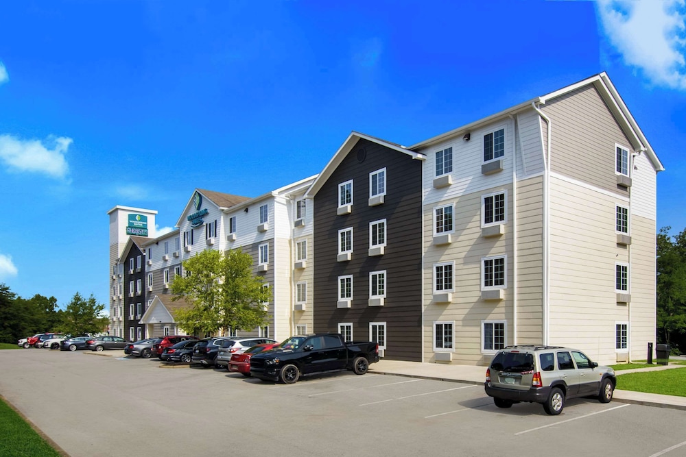 WoodSpring Suites Louisville Southeast 24/34