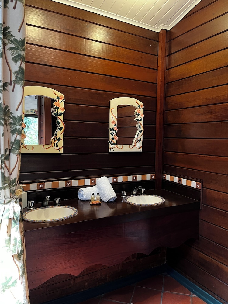 Urikana Boutique Hotel 11/73