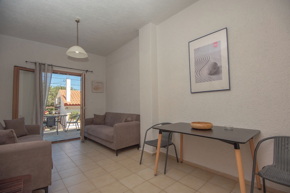 Athina Villas 35/56