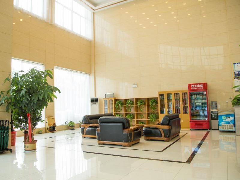 GreenTree Inn Zaozhuang Taierzhuang Ancient City Tourist Service Center Business Hotel 26/32