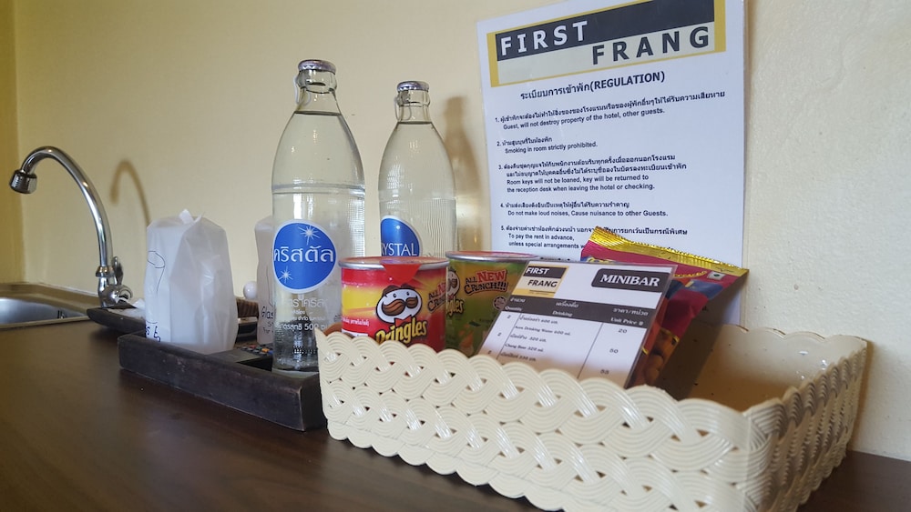 First & Frang Hotel 41/70