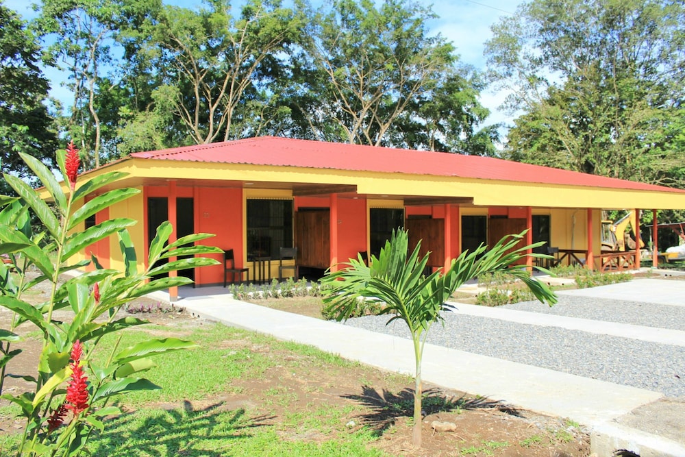 Arenal Country Inn 4/63