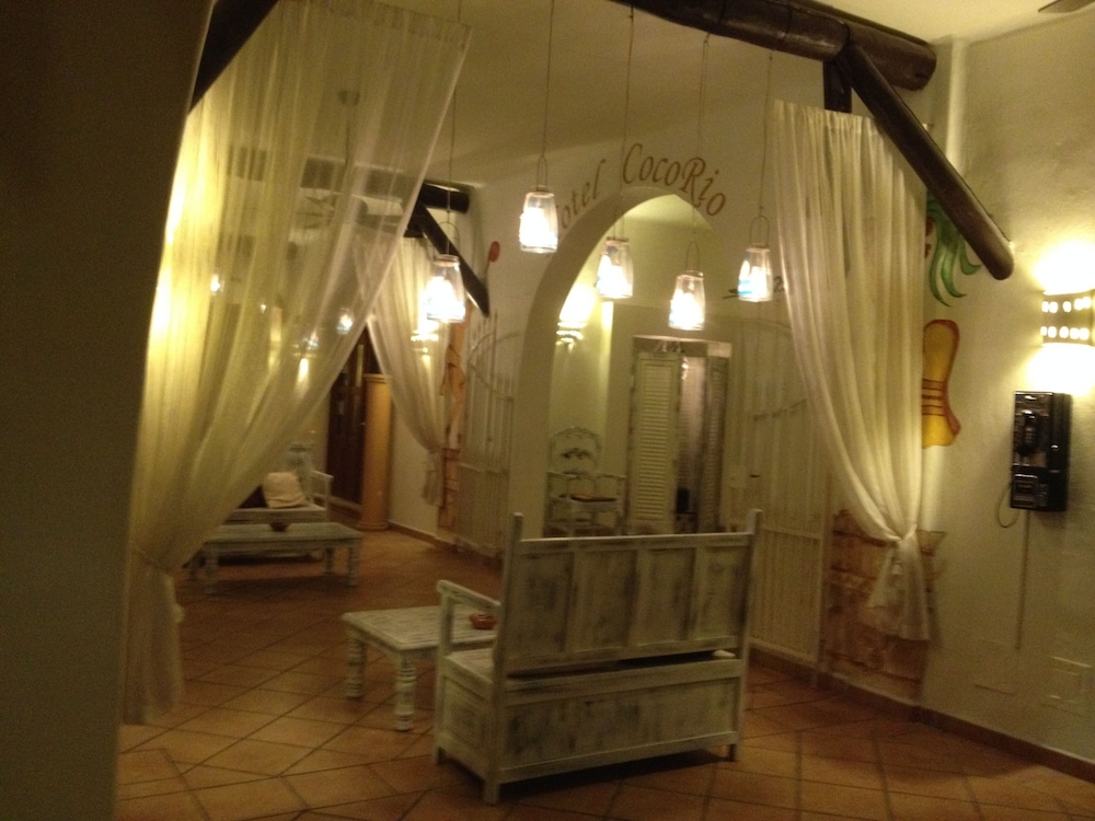 Coco Rio Hotel 33/50