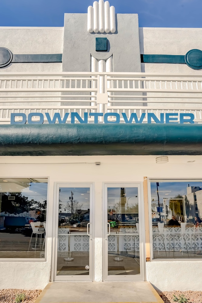 The Downtowner 34/68