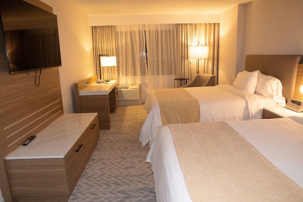 Delta Hotels by Marriott Toronto Markham 6/42