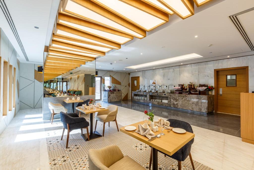 S19 Hotel Al Jaddaf 15/17