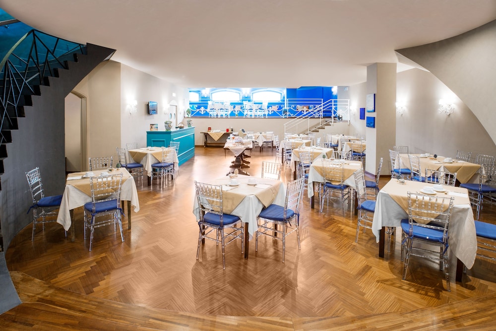 Hotel Isabella 44/60