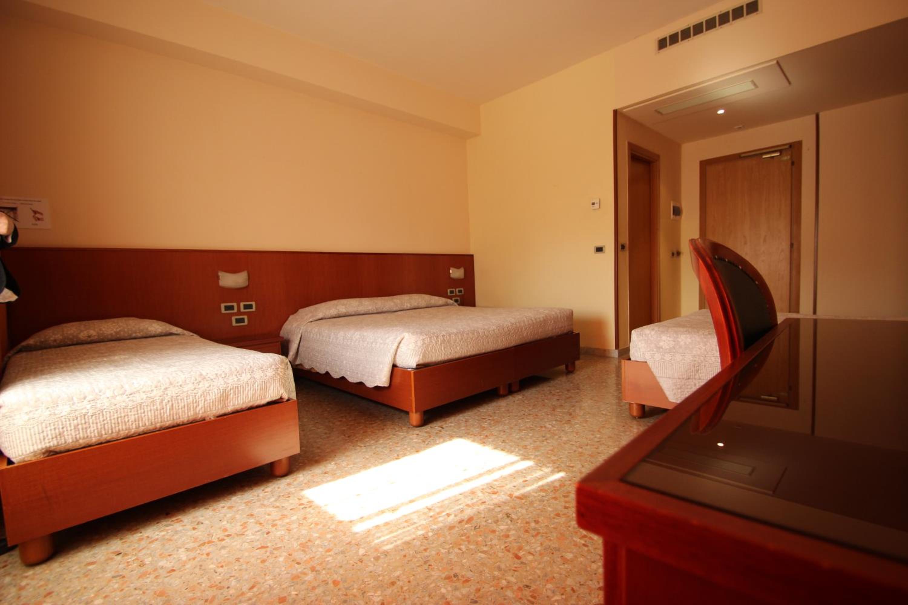 Hotel Oasi Dei Discepoli 9/61