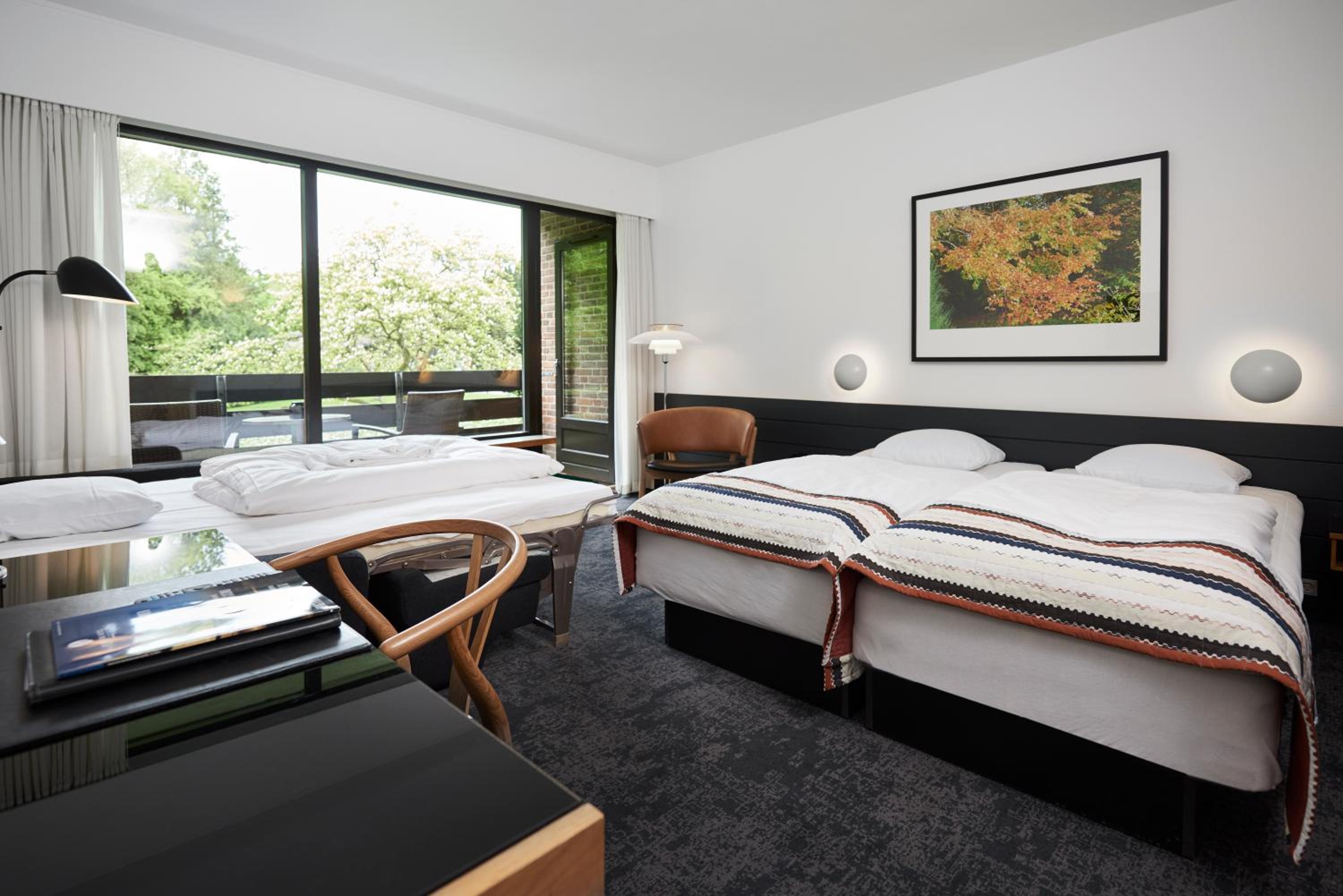 Room, Triple