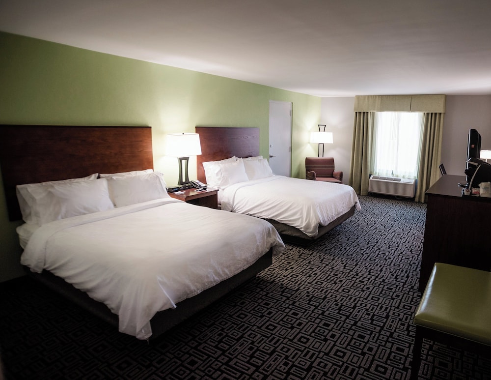 Holiday Inn Express Hickory-Hickory Mart 8/29