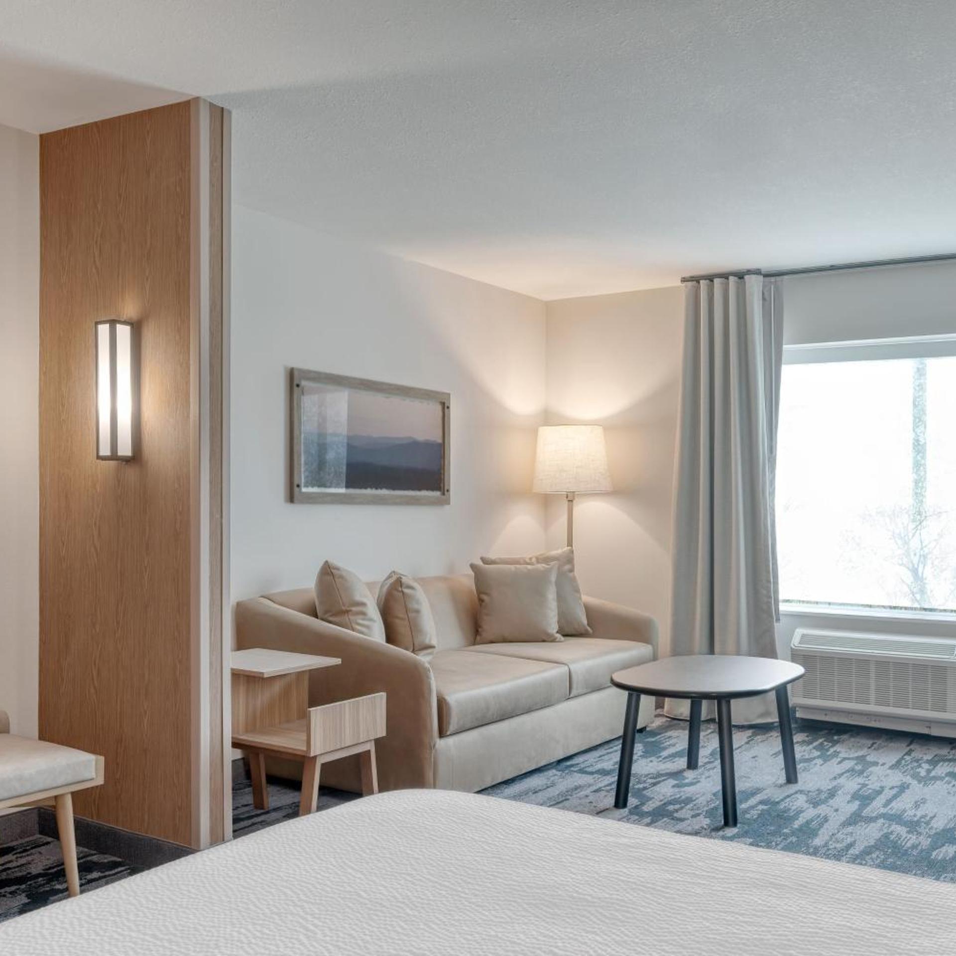 Fairfield by Marriott Inn & Suites Shelbyville 12/22