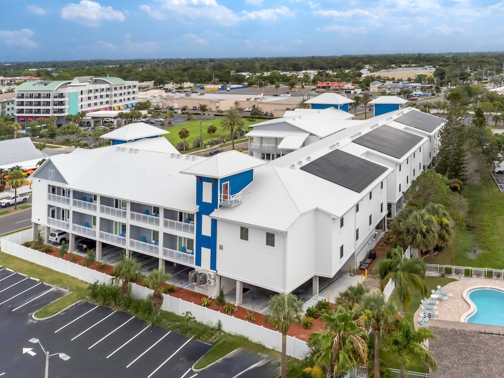 The J Hotel Dunedin Clearwater, an Ascend Collection Hotel 3/50