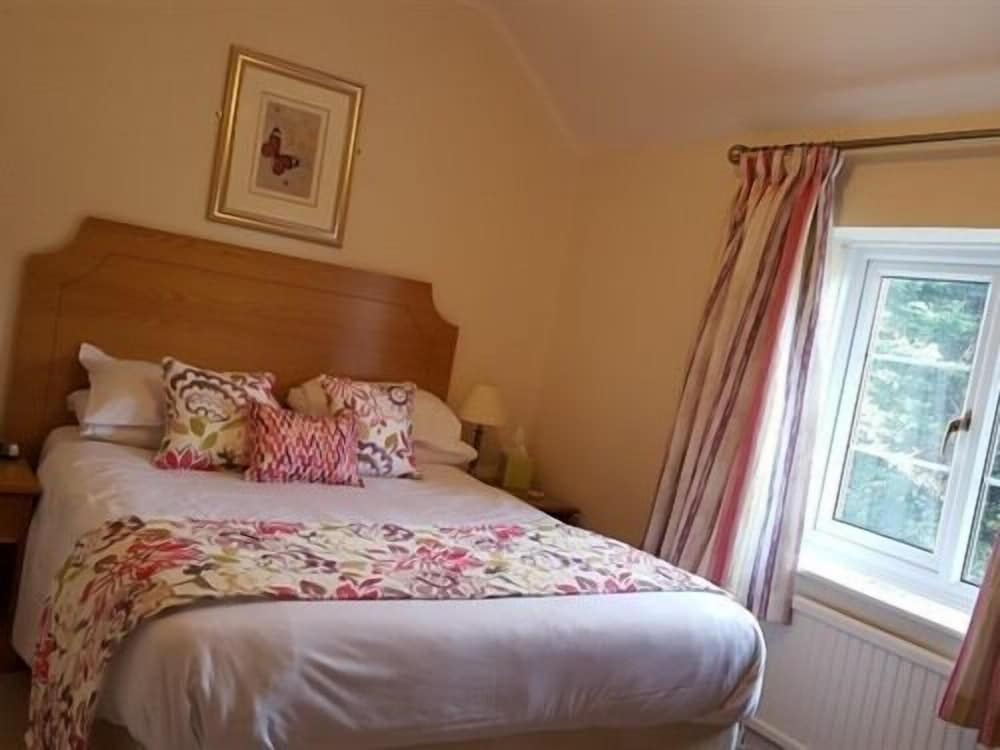 Apple Tree Hotel 8/30