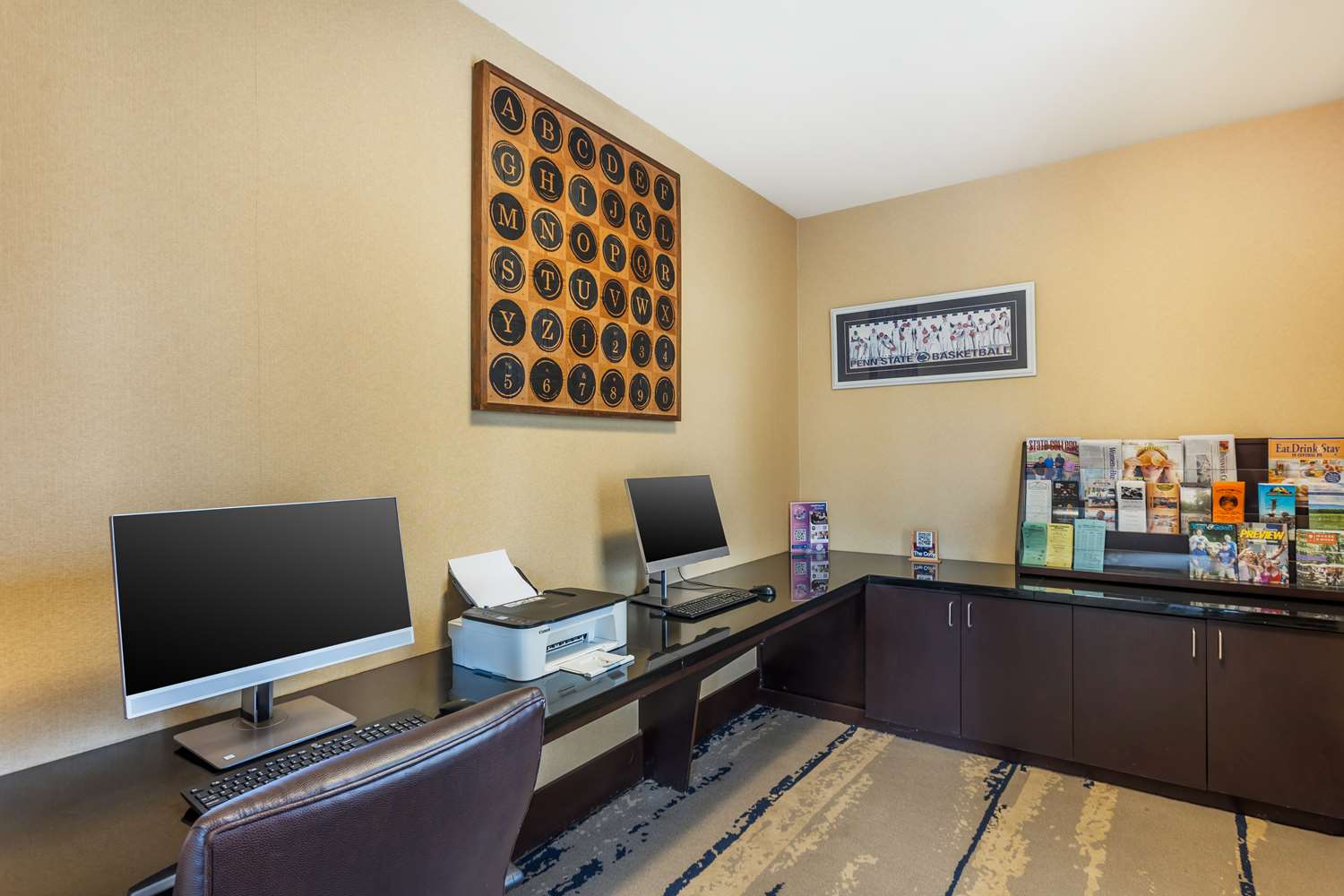 Best Western Plus University Park Inn & Suites 20/23