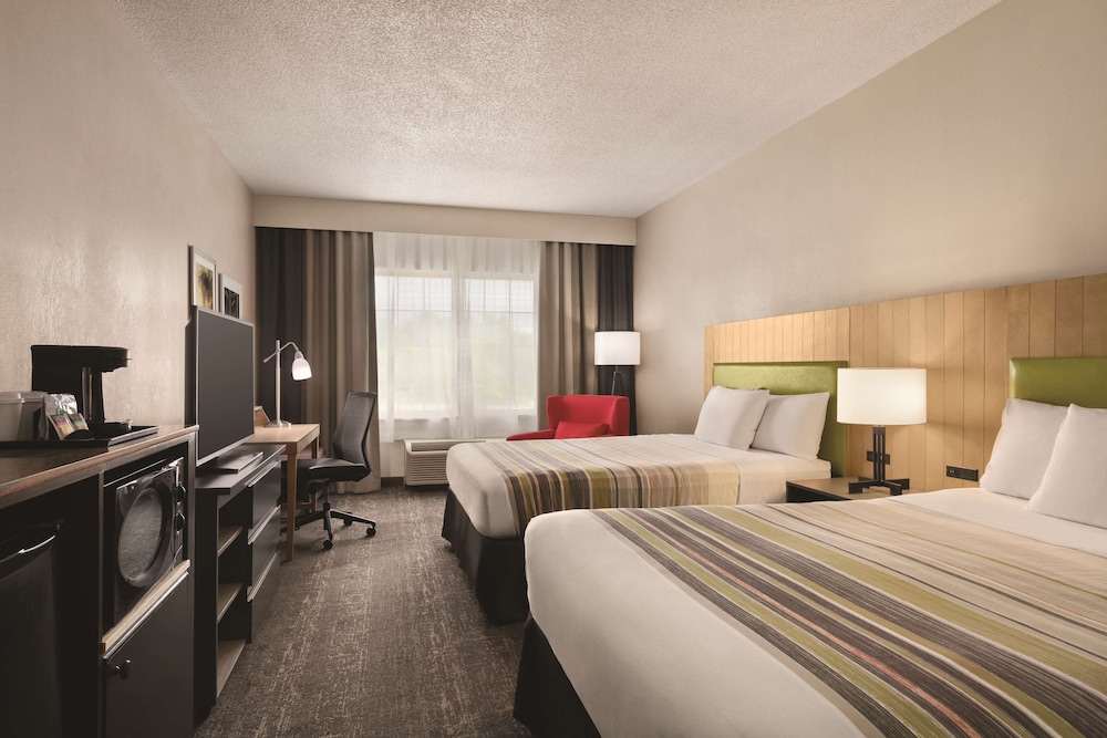 Country Inn and Suites By Radisson, Hagerstown, MD 8/39