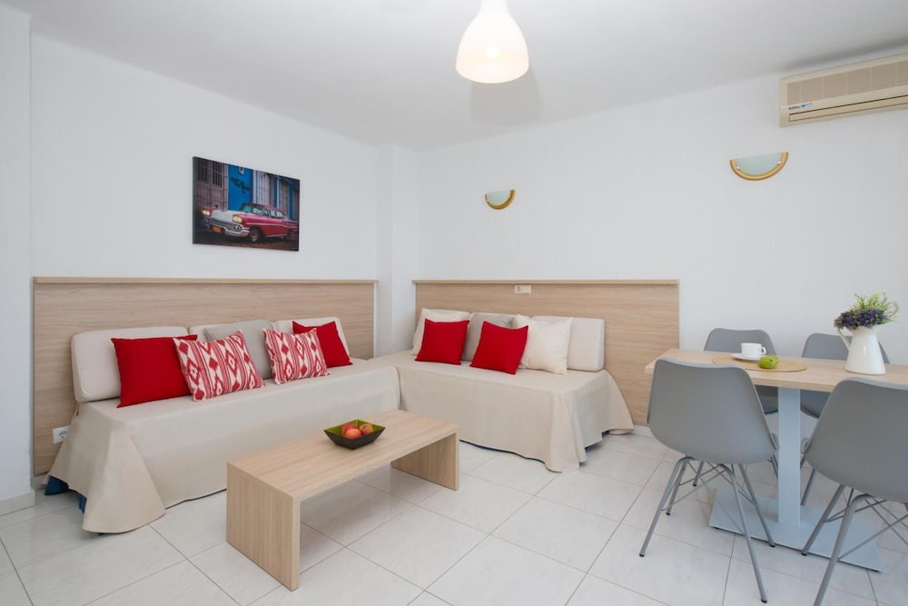 Apartamentos Calablanca 10/27