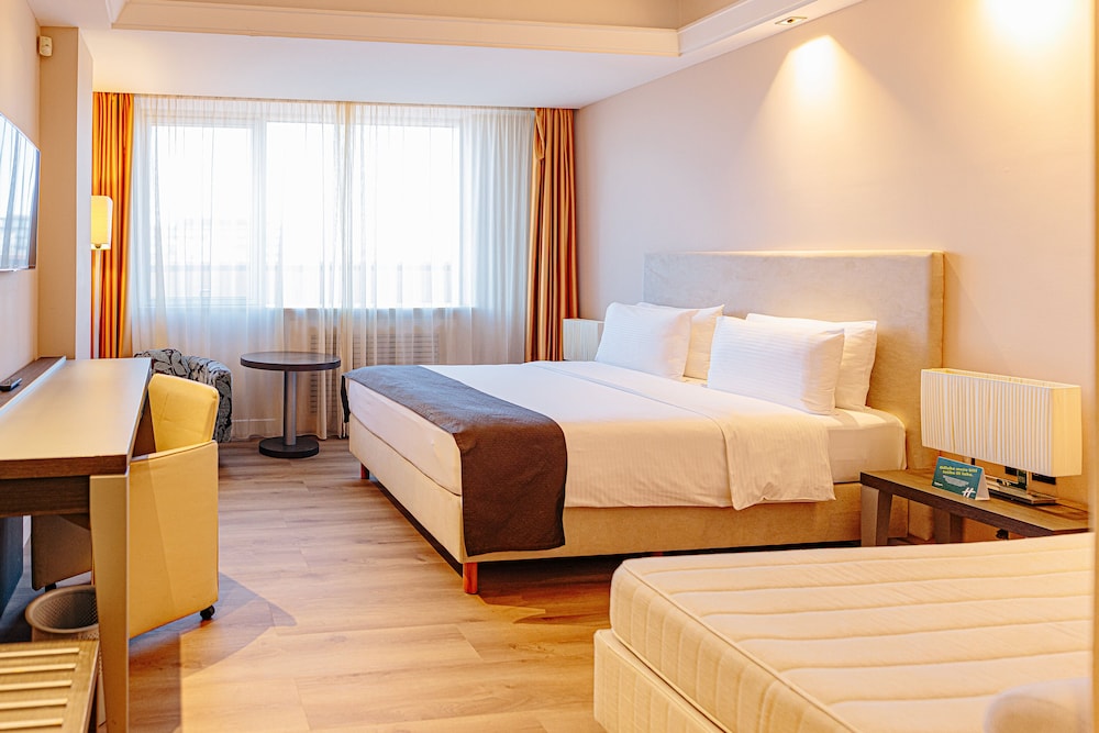 Holiday Inn Belgrade 21/71