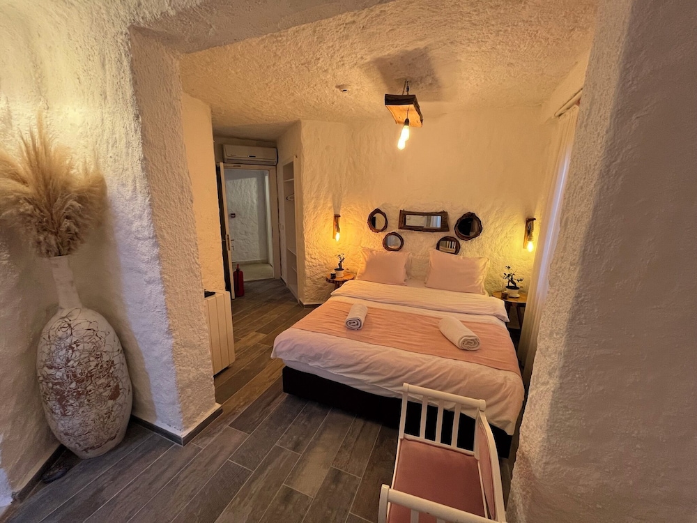 Kirlance Butik Otel 15/30
