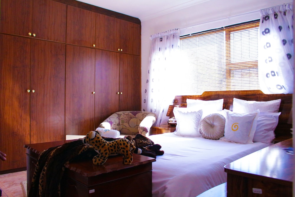 Turningpoint Bed & Breakfast 11/38