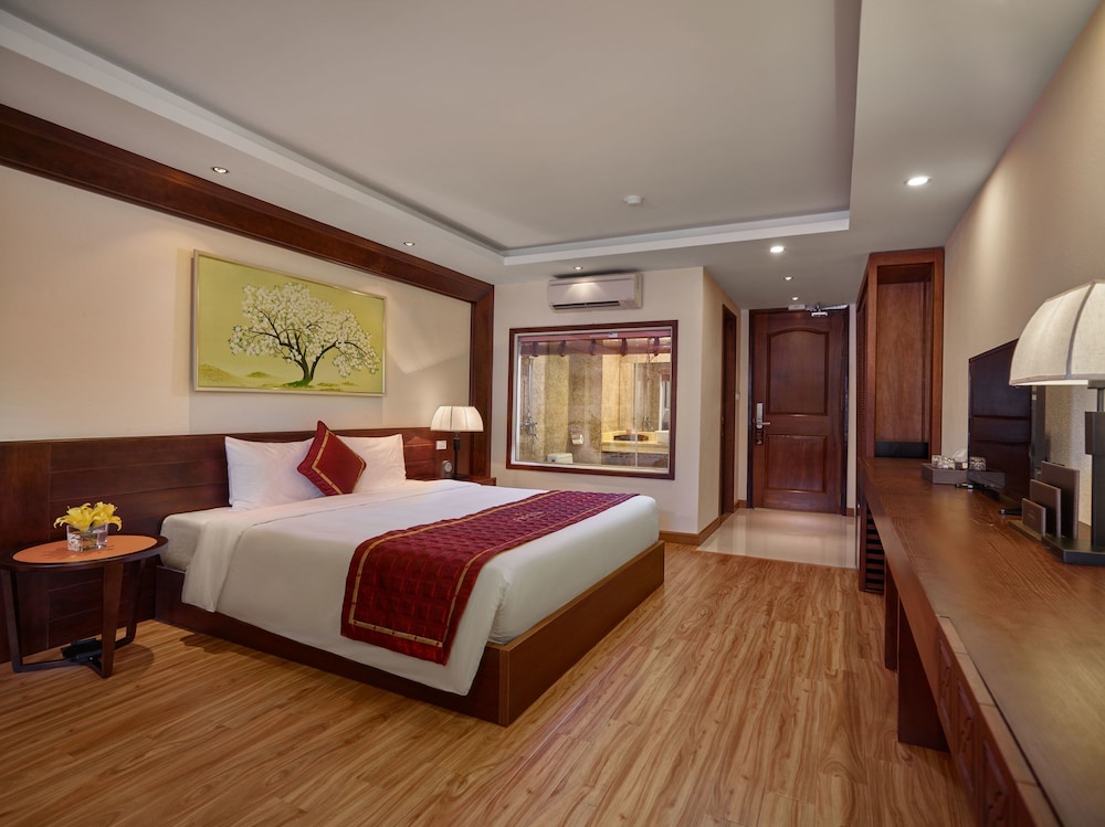 SUPERIOR, DOUBLE BED