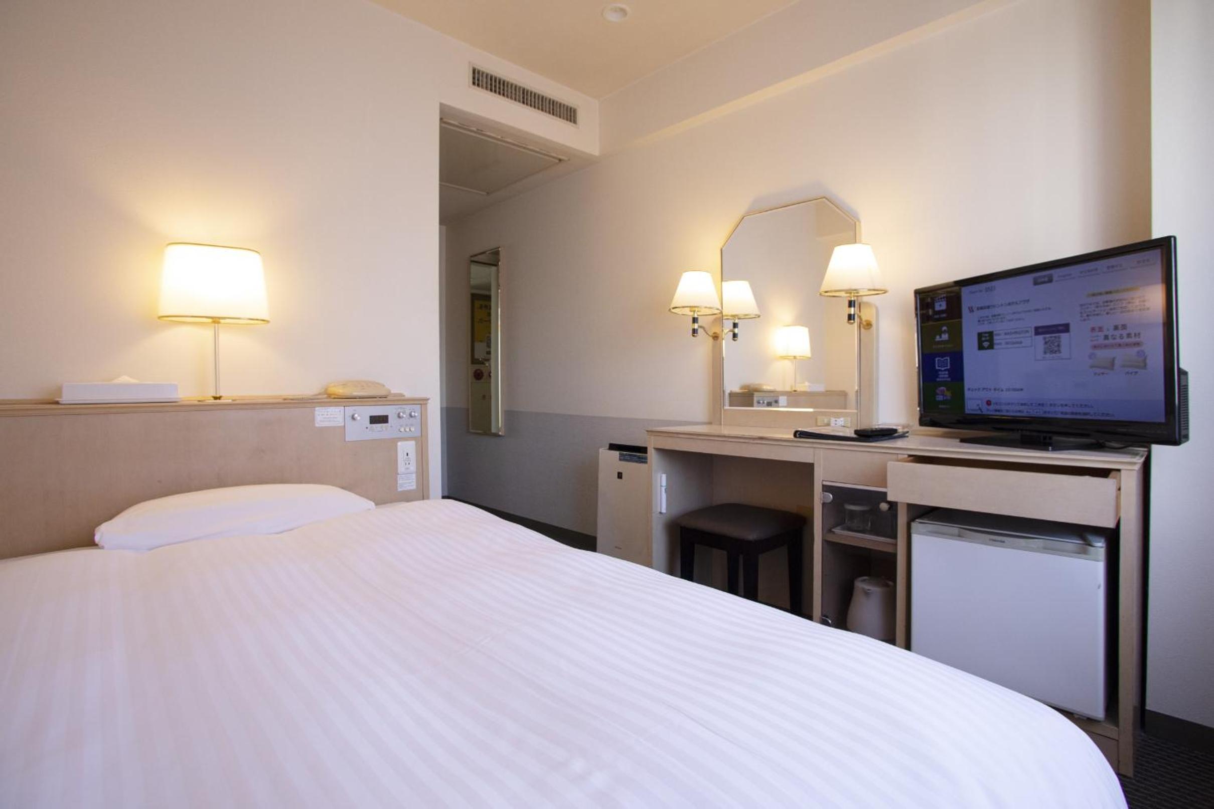 Semi Room, Semi Double Bed, Small