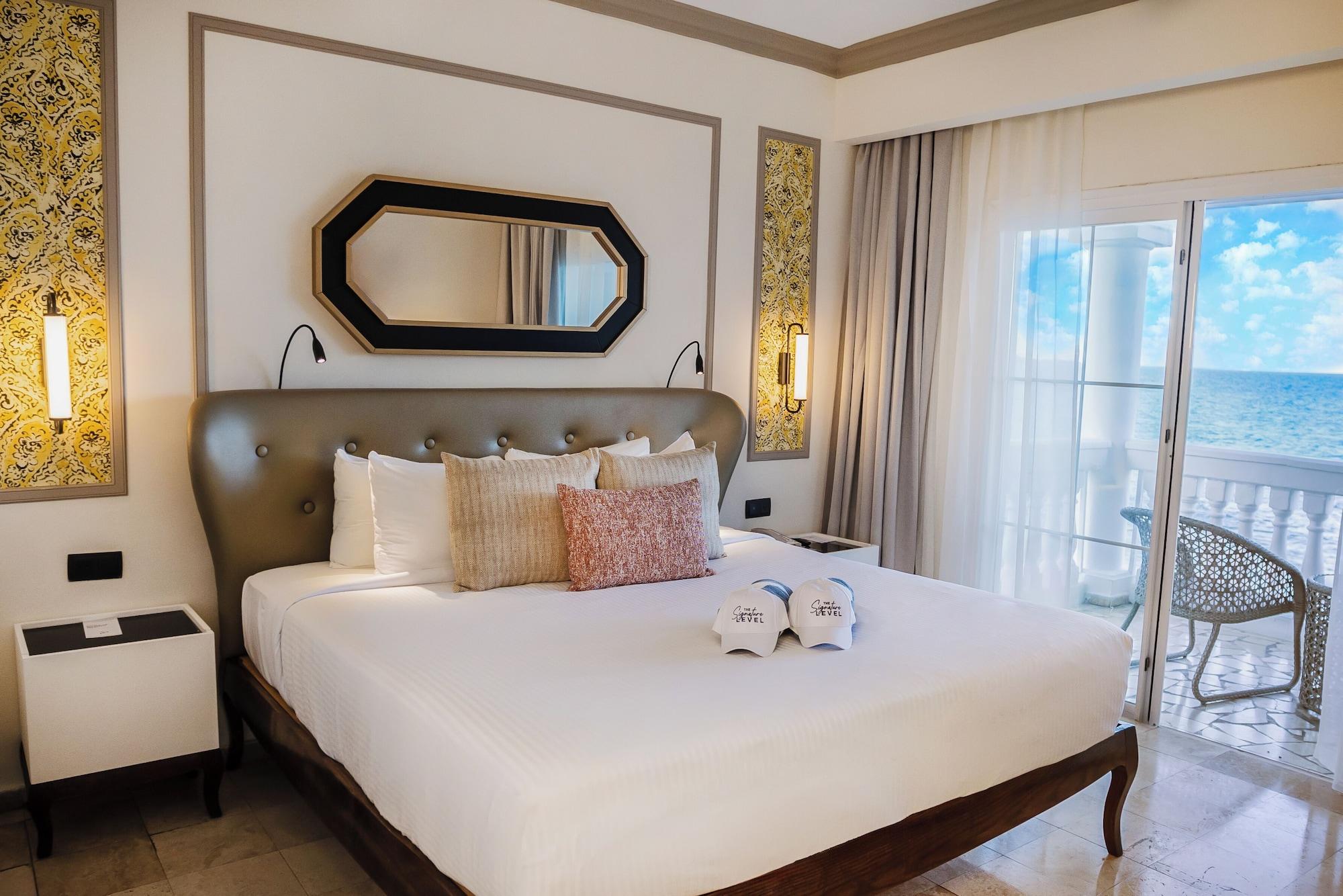 Suite, Signature Level