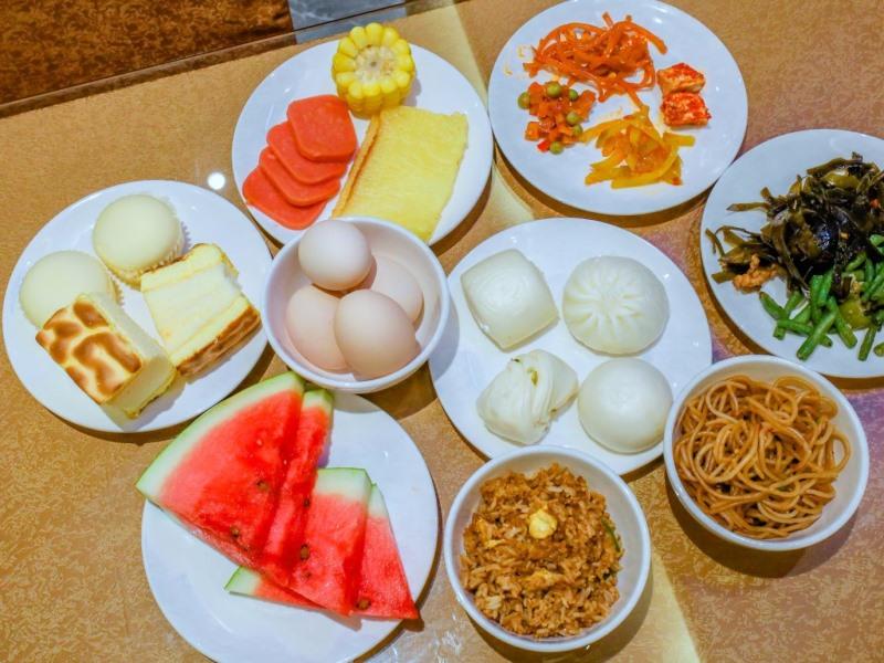 GreenTree Inn Express Yingtan Yujiang Railway Station 17/21