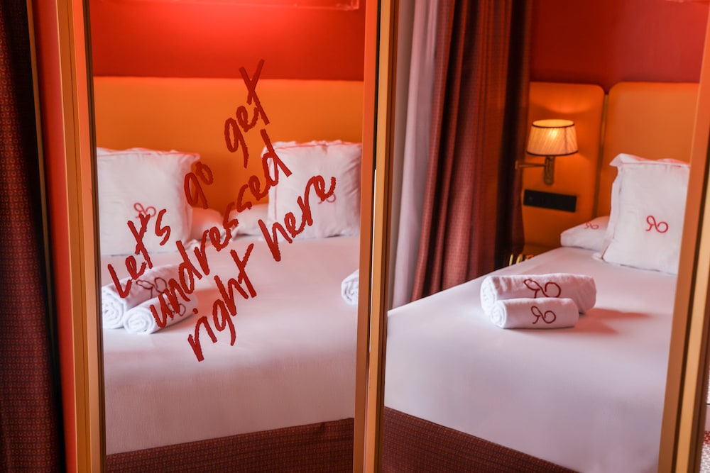 جناح بسرير مزدوج مع أريكة، Romeos Ibiza - Adults Only 4/10