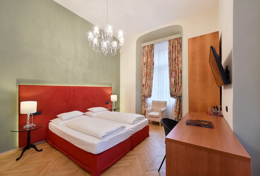 Hotel Zum Dom Palais Inzaghi 15/66