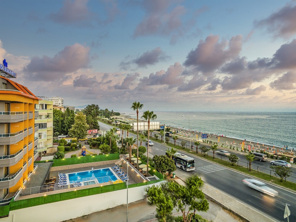 Arsi Paradise Beach Hotel 33/36