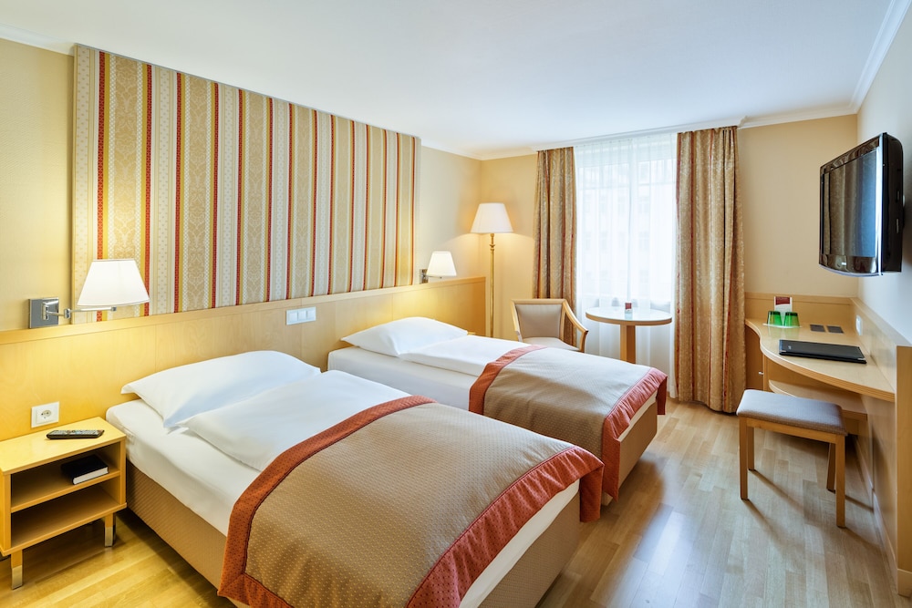 Austria Trend Hotel Ananas 20/50