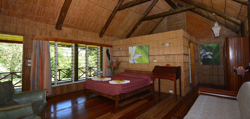 Maravu Taveuni Lodge 46/72