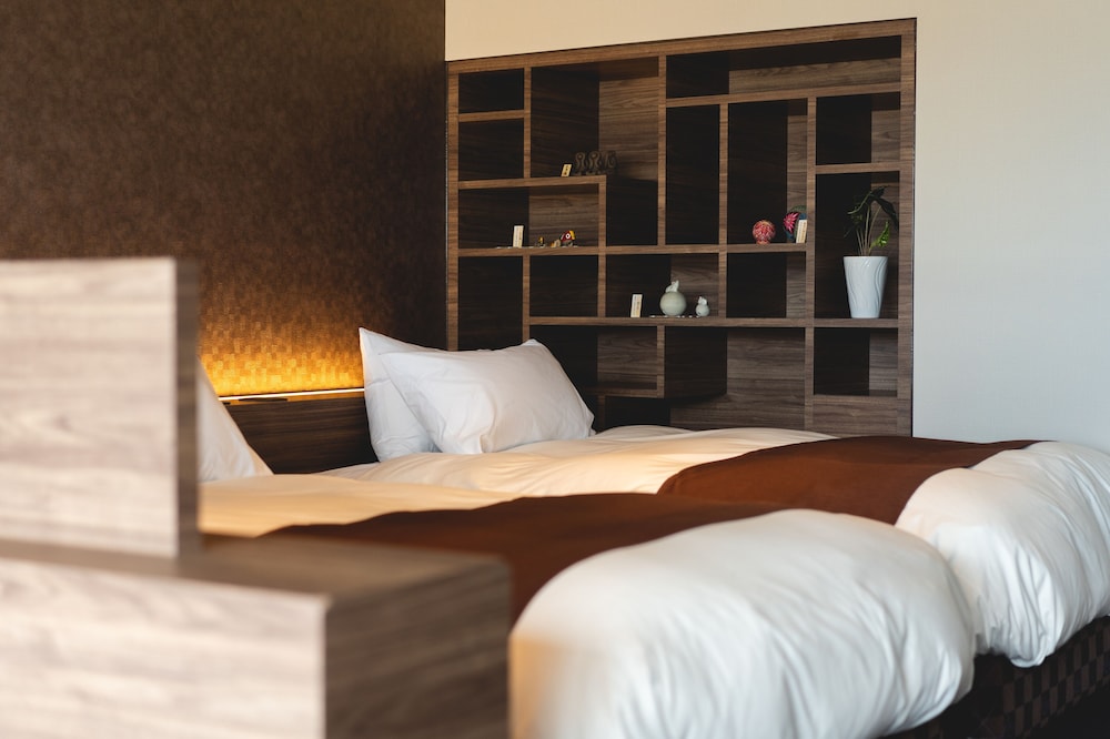 TSUKASA ROYAL HOTEL 34/72