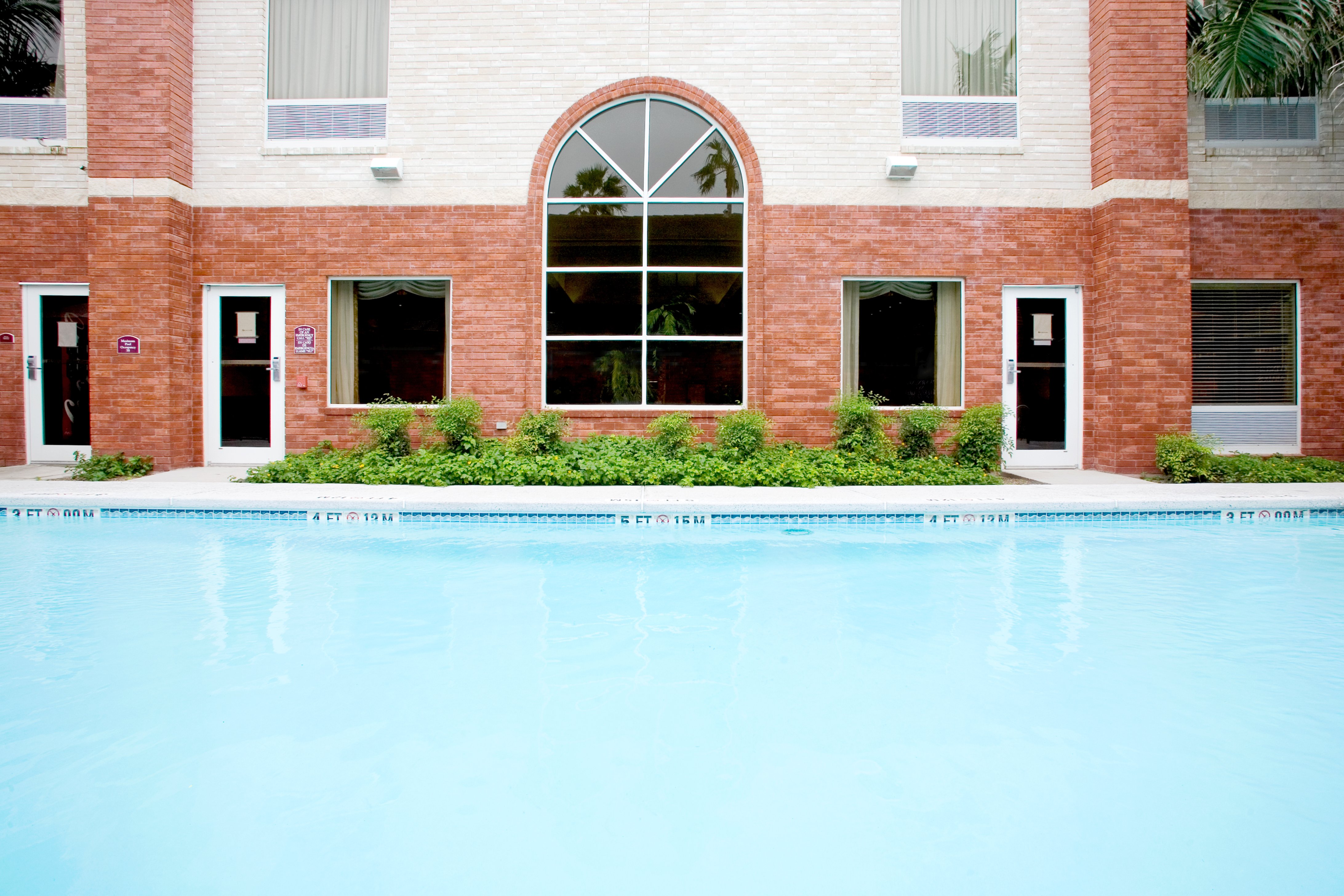 Holiday Inn Express Hotel & Suites Weslaco 54/56
