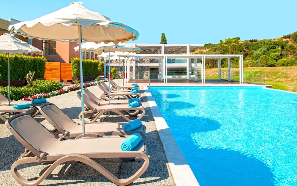 Lindos Breeze Beach Hotel 58/64