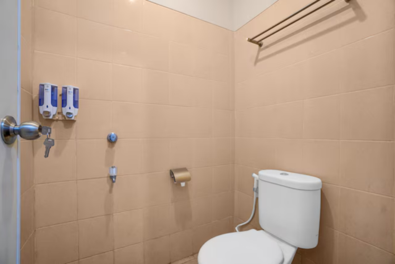 Townhouse Oak near RSUD Dr Zainoel Abidin formerly Poma Hotel 46/46