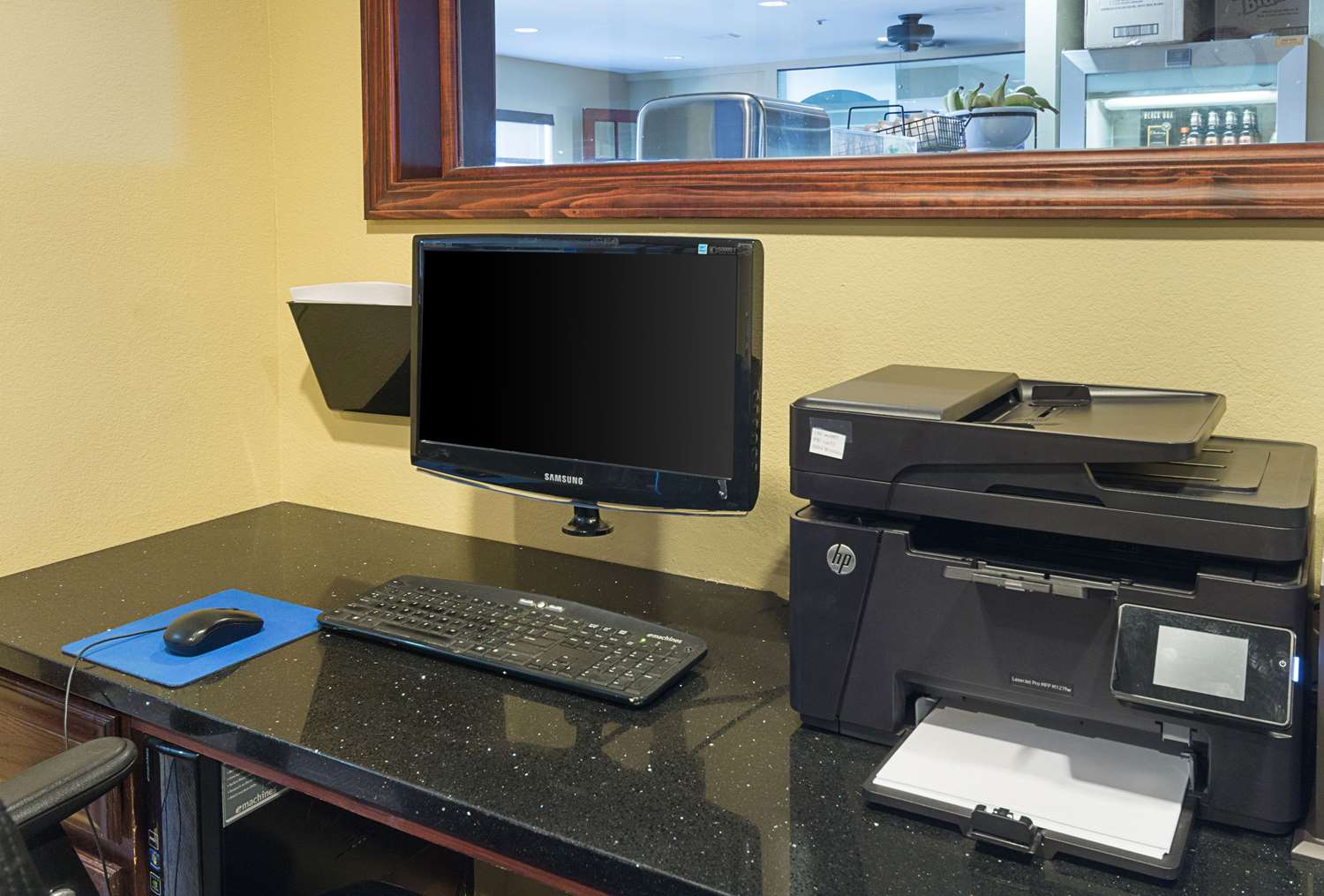 Quality Inn Parkersburg North Vienna 29/31
