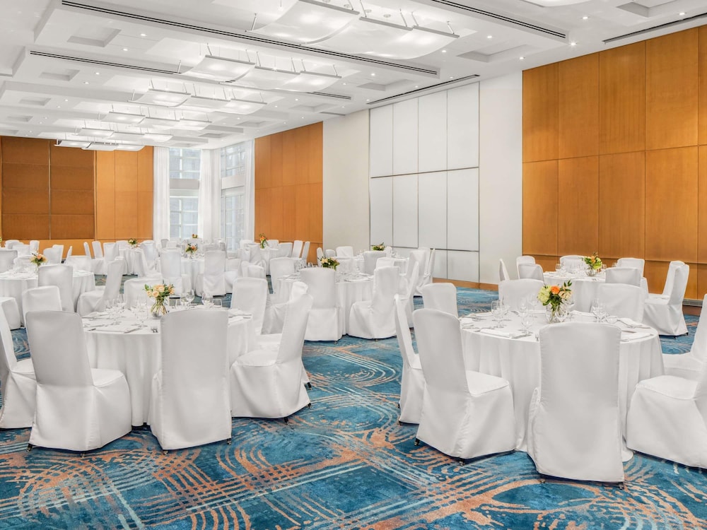 Sofitel Montreal Golden Mile 68/79