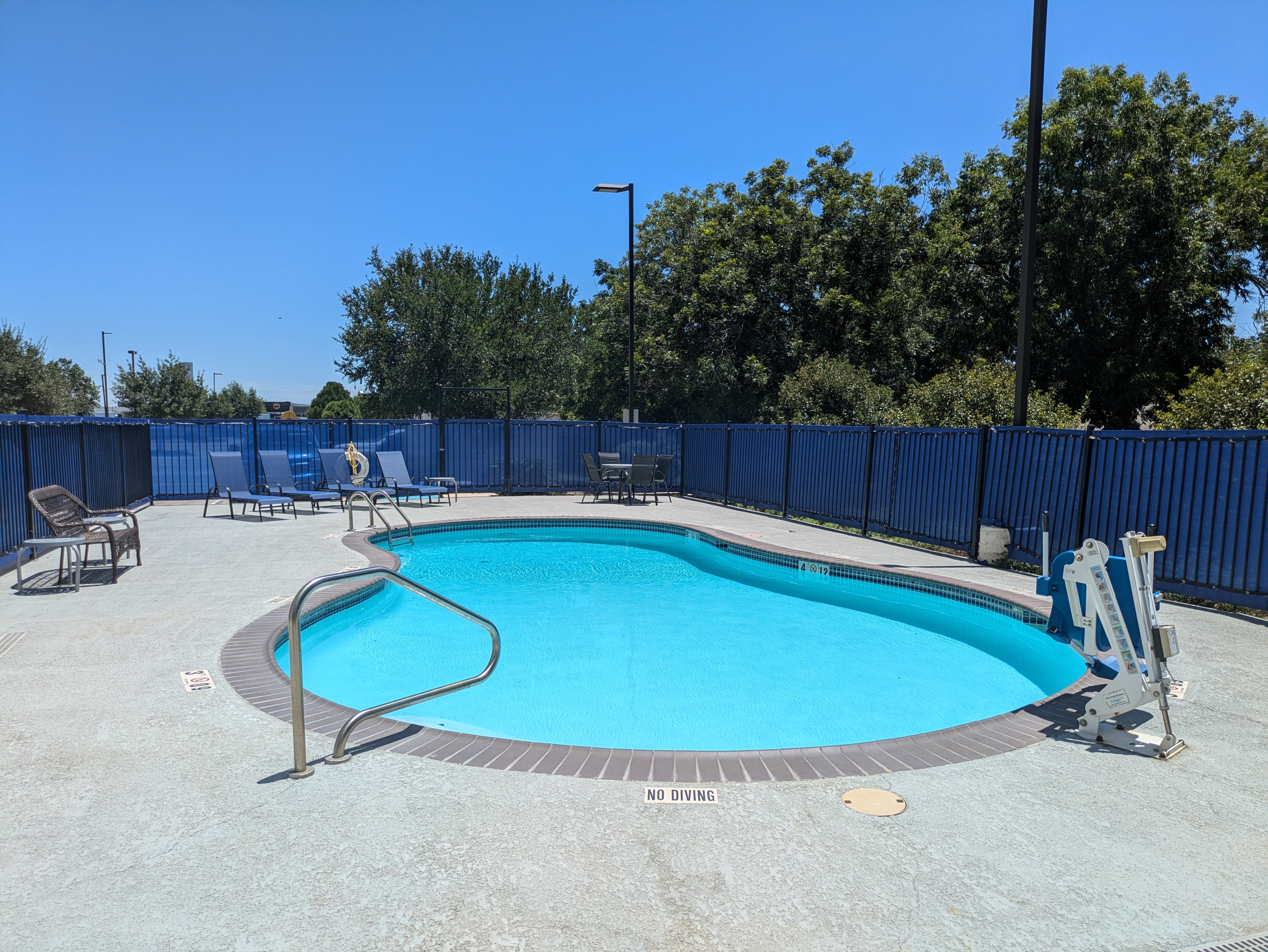 Holiday Inn Express & Suites New Braunfels 36/64