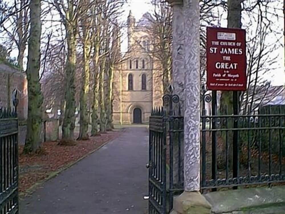 Morpeth Lodge 24/36