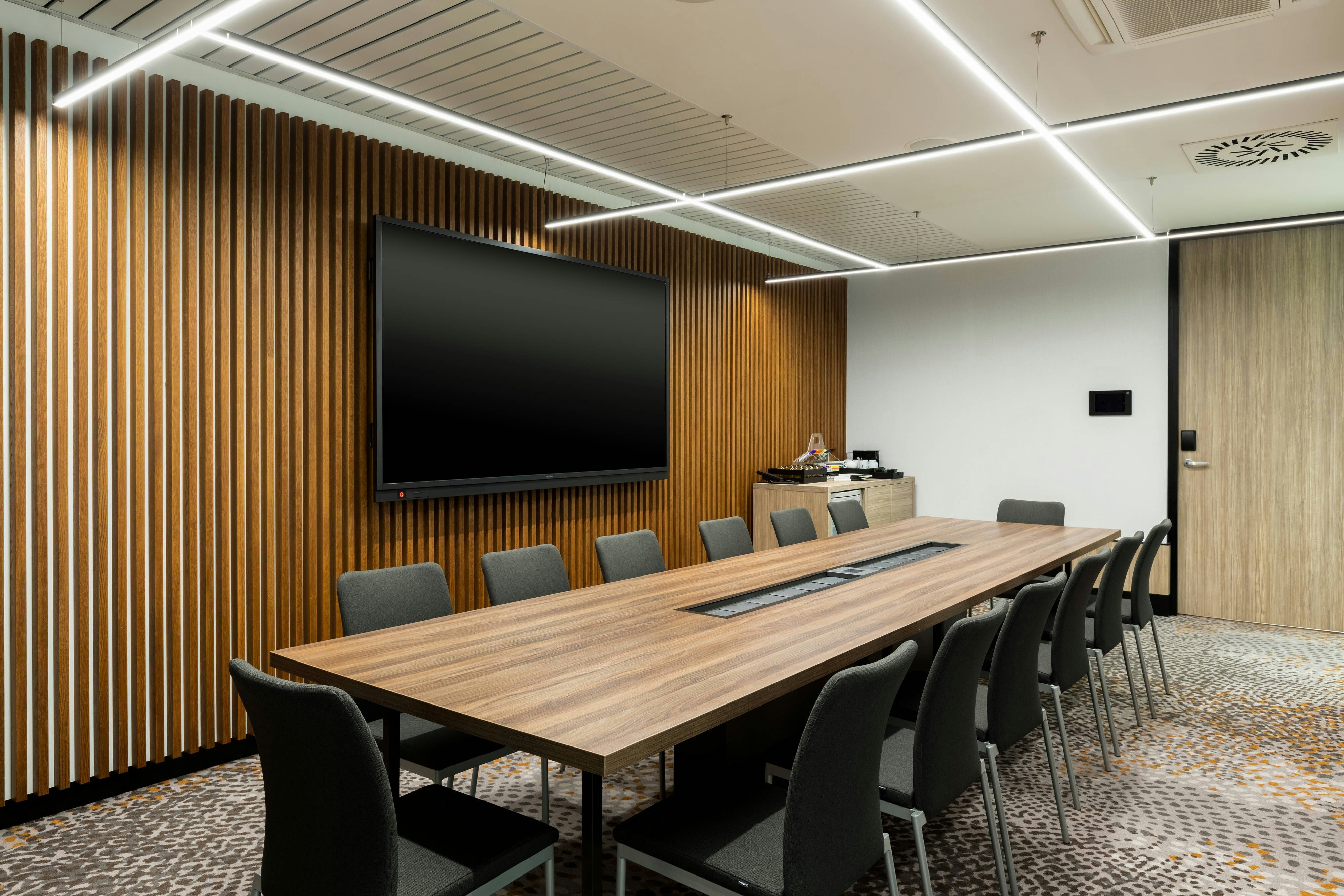 AC Hotel by Marriott Bratislava Old Town (ex Austria Trend Hotel) 39/40