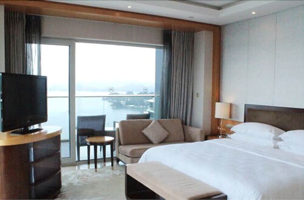 SHERATON QIANDAO LAKE RESORT 6/40
