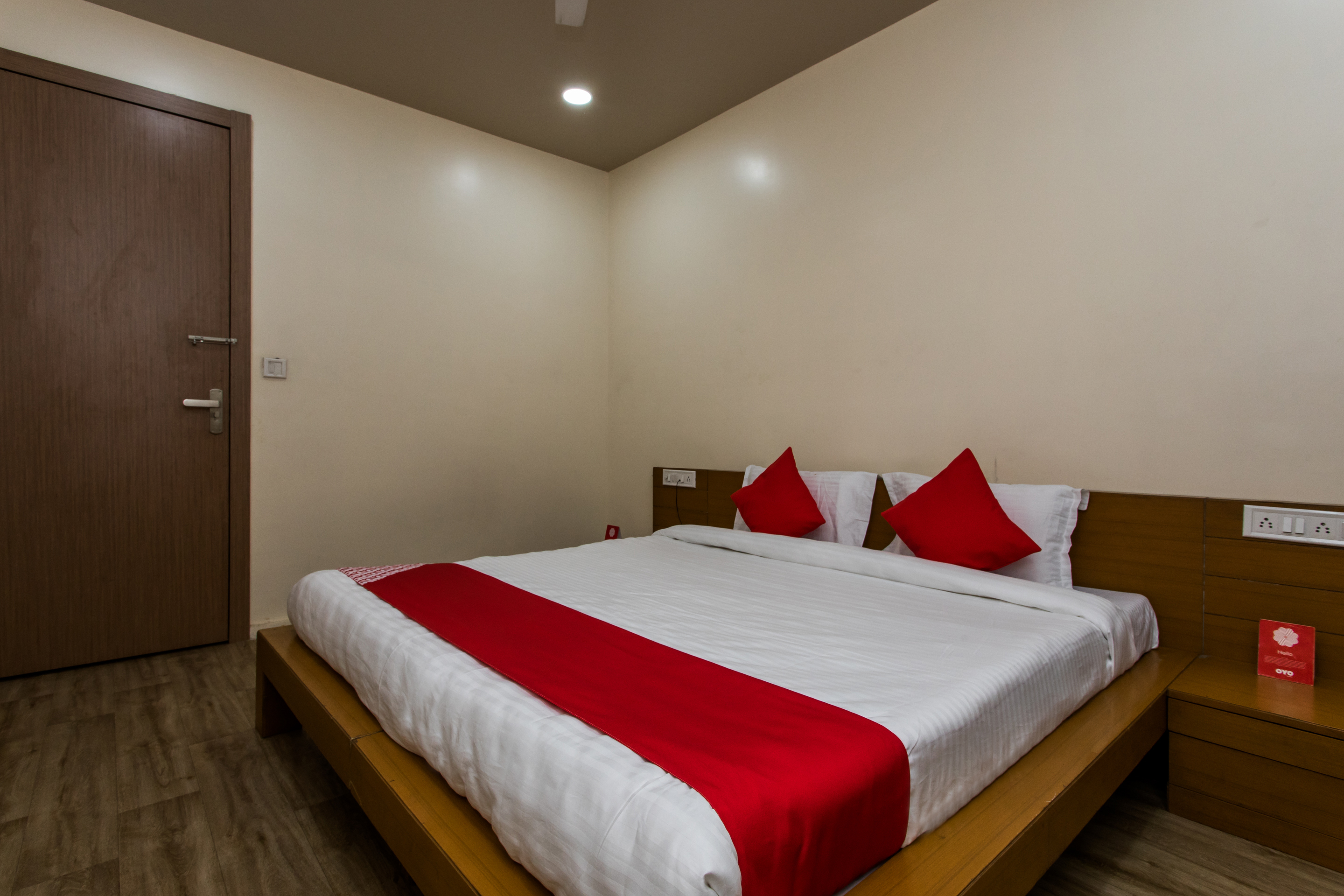 Oyo 11929 Hotel Ridhi Sidhi 18/36