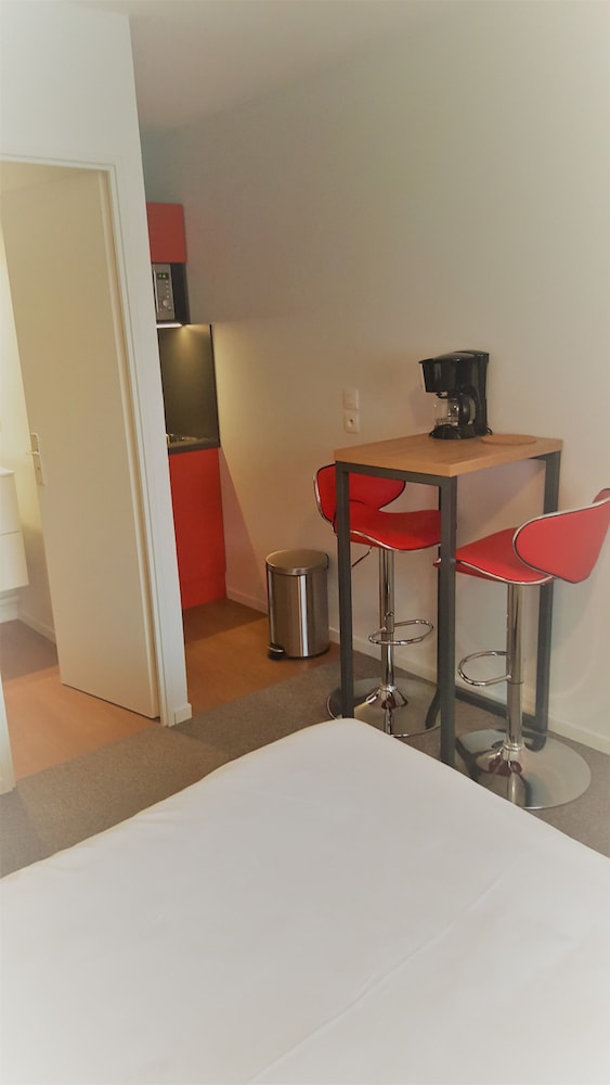 Kosy Appart'hotel Le Champ De Mars Reims 10/54