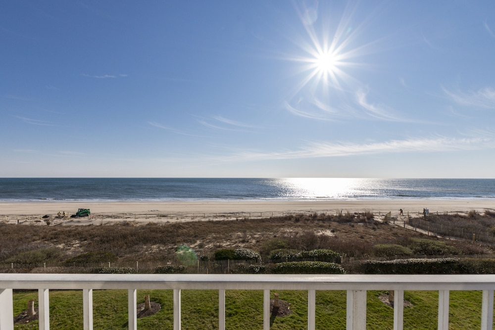 Princess Royale Oceanfront Resort 75/79