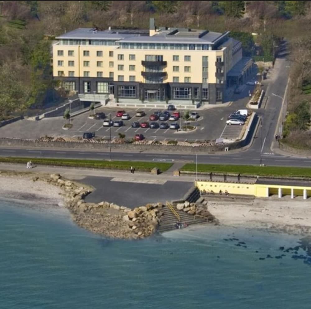 Salthill Hotel 3/61