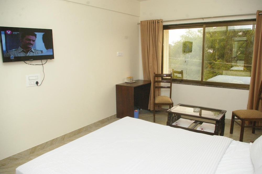 HOTEL GULMOHAR PRIDE 10/31