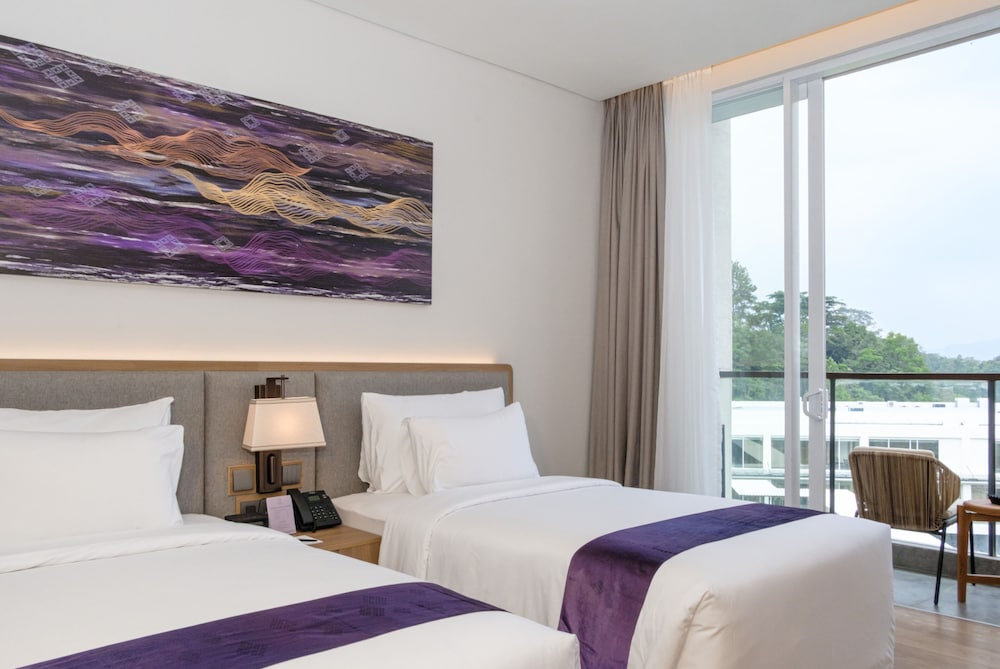 Grand, Mountain, Deluxe, Twin Beds