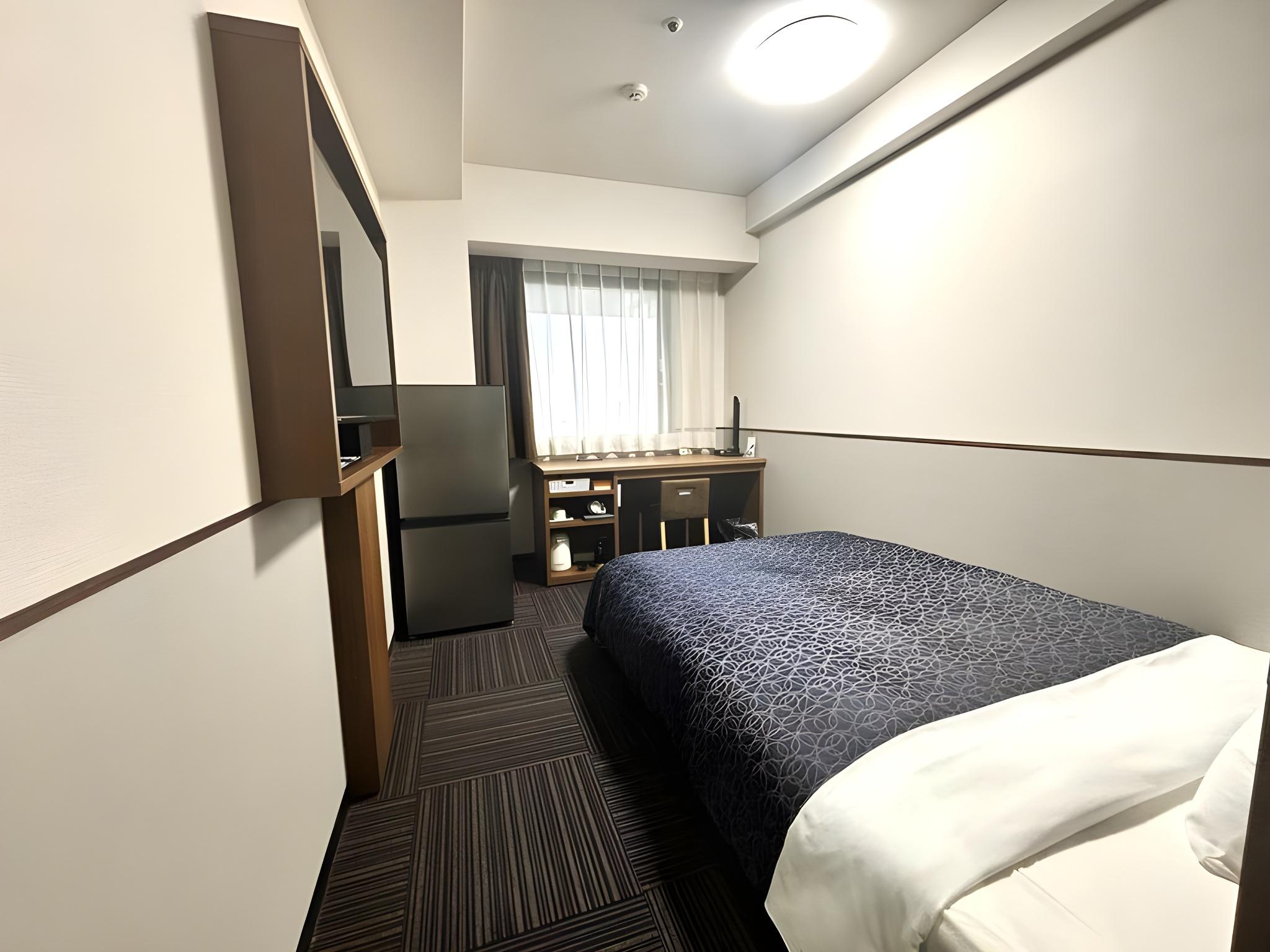 Semi Room, Standard, Semi Double Bed, Smoking