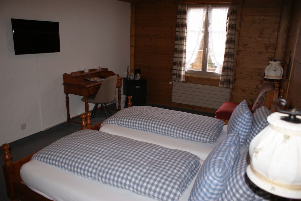 Hotel Baeren the Bear Inn 20/80